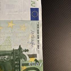 100 EURO 2002 BANKNOTE Series. 100 Euros. Circulated Banknotes. 100 Euro Total