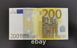 200 Euro Banknote Bill European Union / 200 euros prefix (X) Jean-Claude Trichet