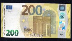 Italy 200 Euro Banknote, Very Rare Collect Or Spend, Holiday Money 2019 42